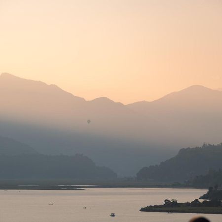 Hotel Pushkar Pokhara Dış mekan fotoğraf