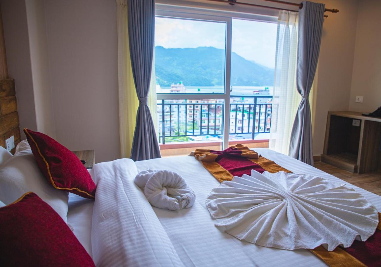 Hotel Pushkar Pokhara Dış mekan fotoğraf